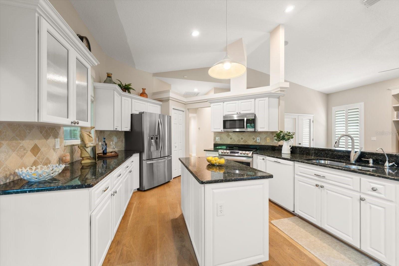 1211 WILLOWICK CIR, SAFETY HARBOR, FL, 34695