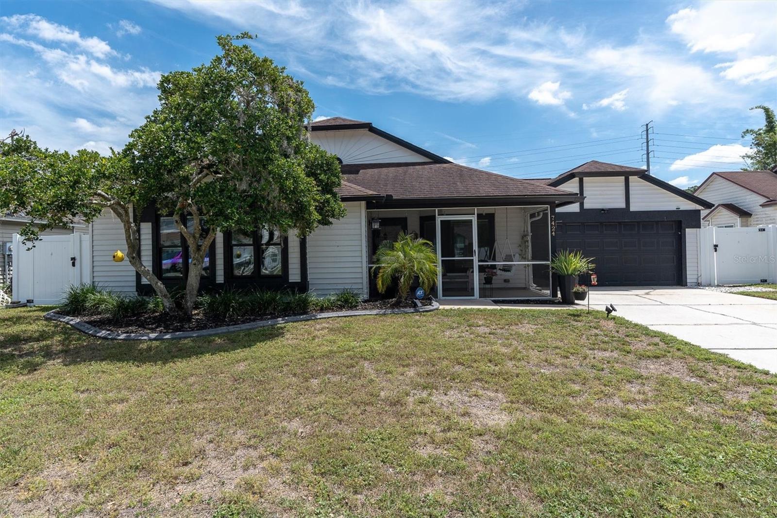 7424 SWAN LAKE DR, NEW PORT RICHEY, FL, 34655