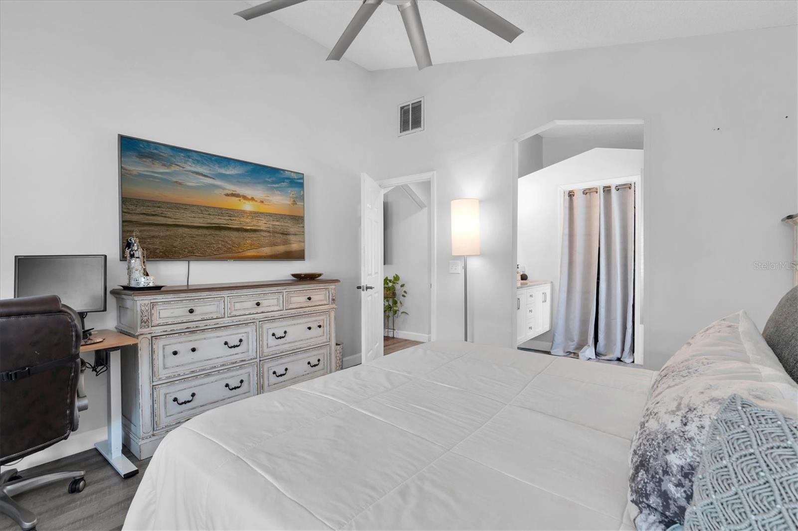 7424 SWAN LAKE DR, NEW PORT RICHEY, FL, 34655