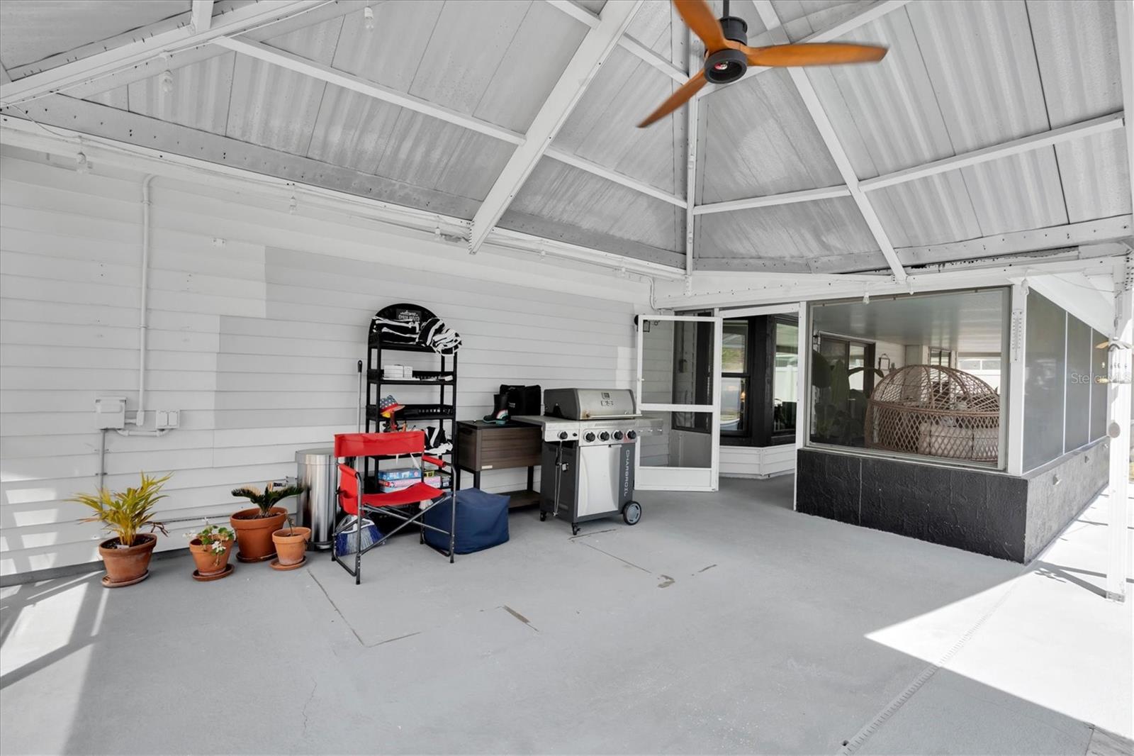 7424 SWAN LAKE DR, NEW PORT RICHEY, FL, 34655