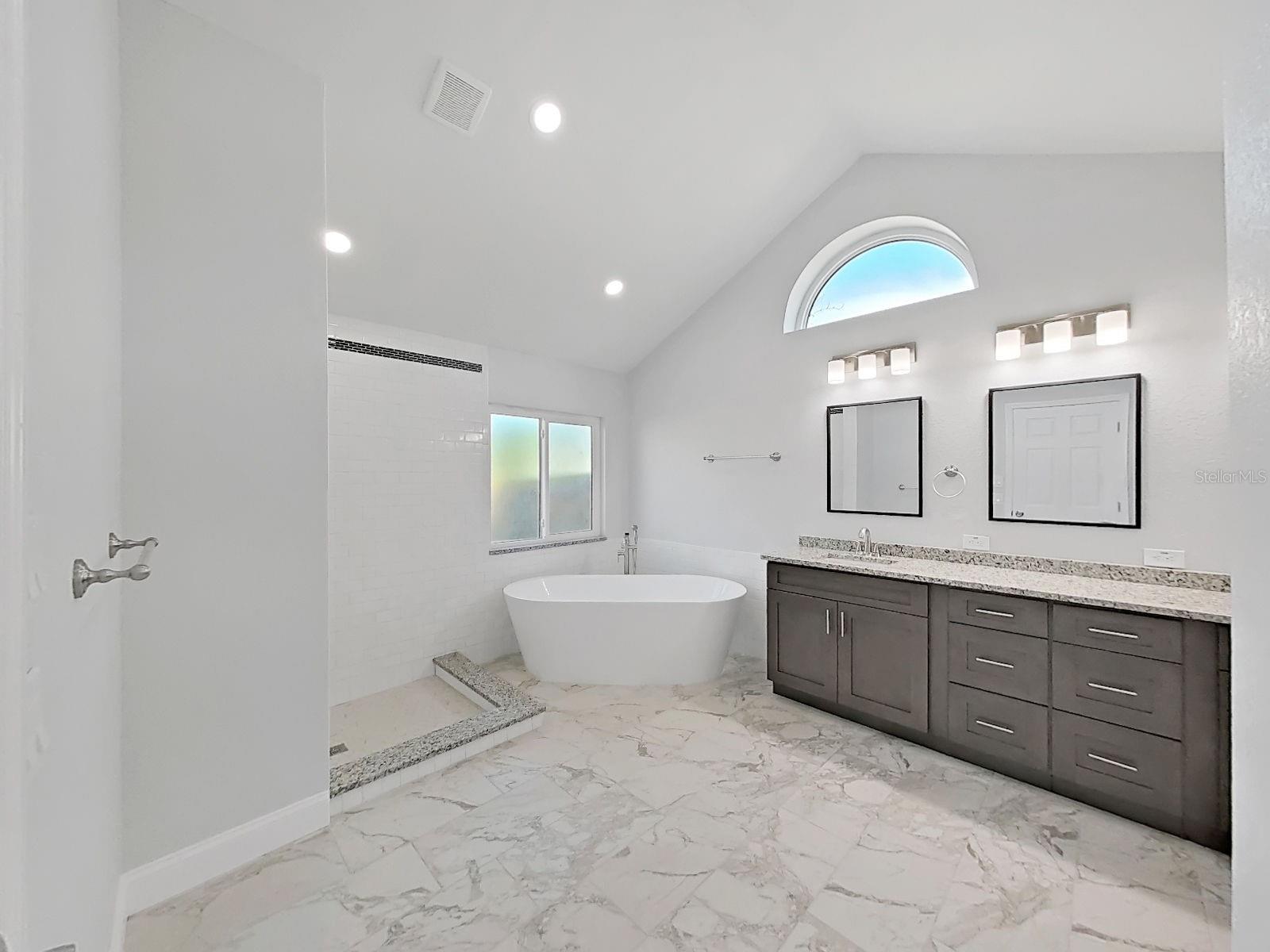 10328 RAINBOW OAKS DR, HUDSON, FL, 34667