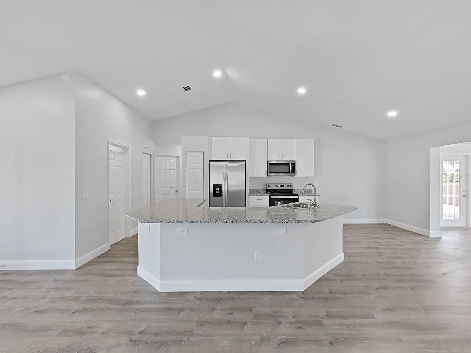 10328 RAINBOW OAKS DR, HUDSON, FL, 34667