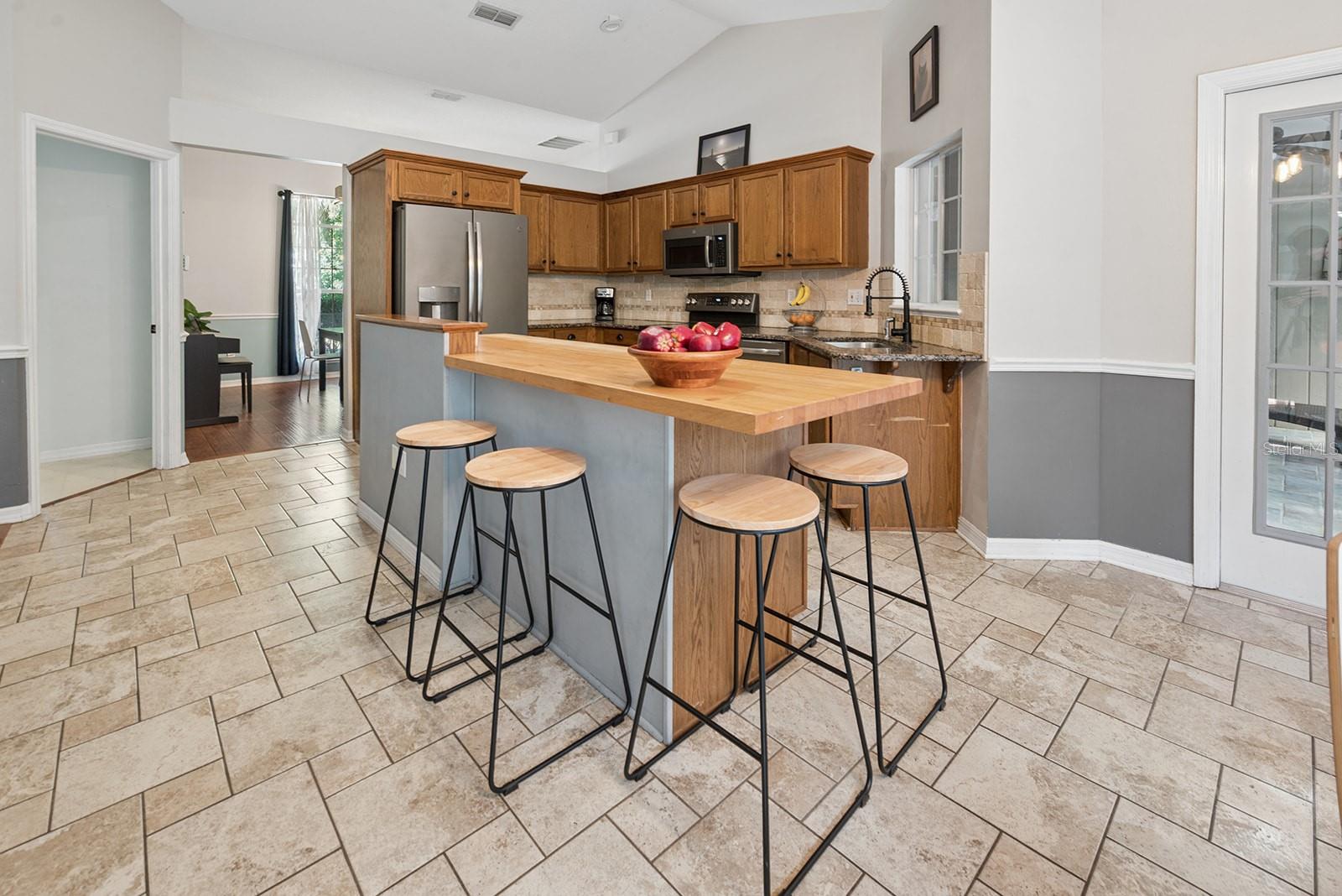 6924 SW 80TH DR, GAINESVILLE, FL, 32608