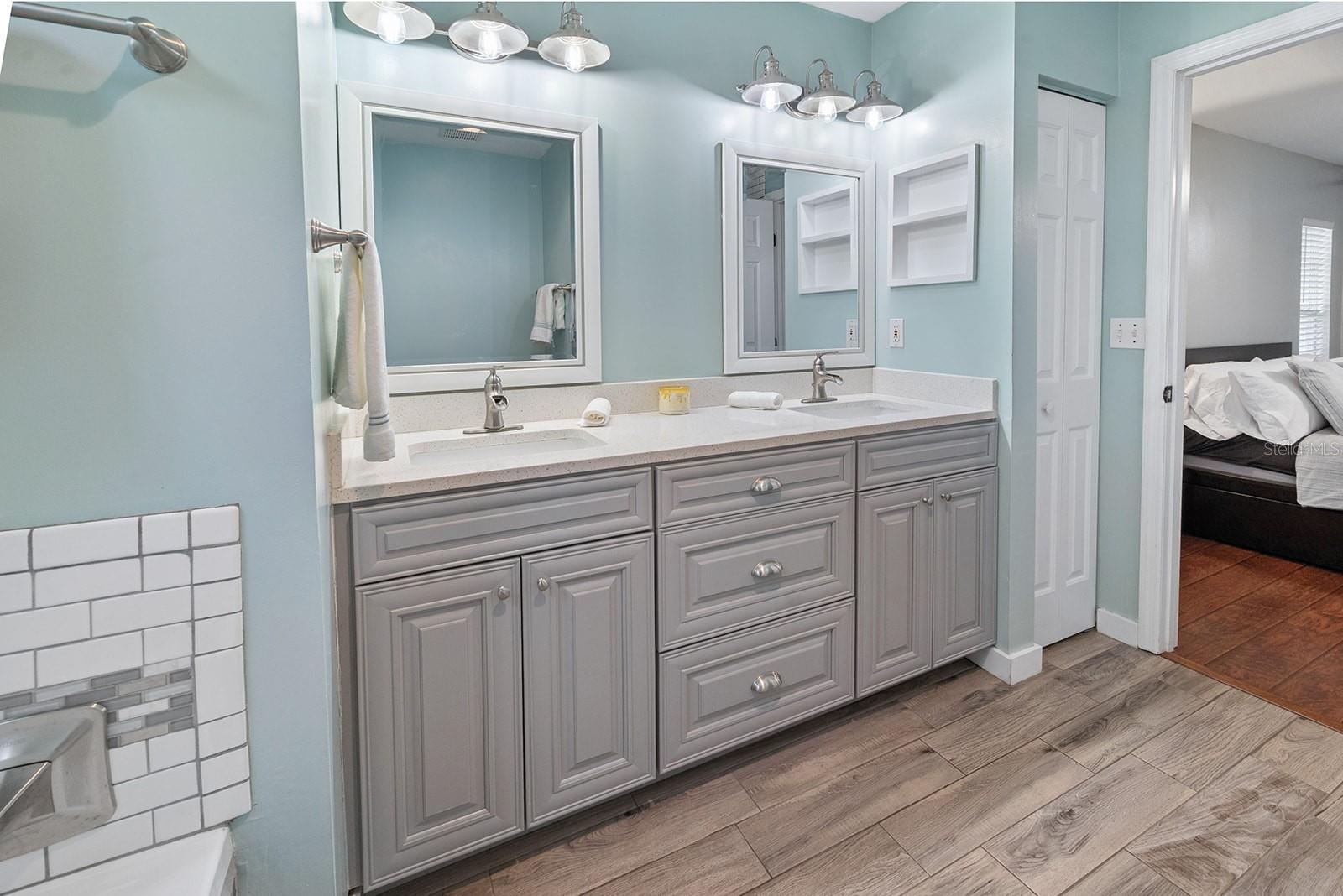 6924 SW 80TH DR, GAINESVILLE, FL, 32608