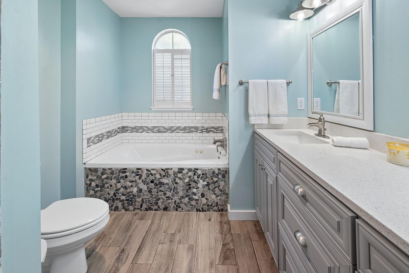 6924 SW 80TH DR, GAINESVILLE, FL, 32608