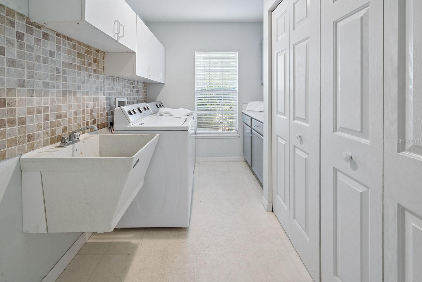 6924 SW 80TH DR, GAINESVILLE, FL, 32608