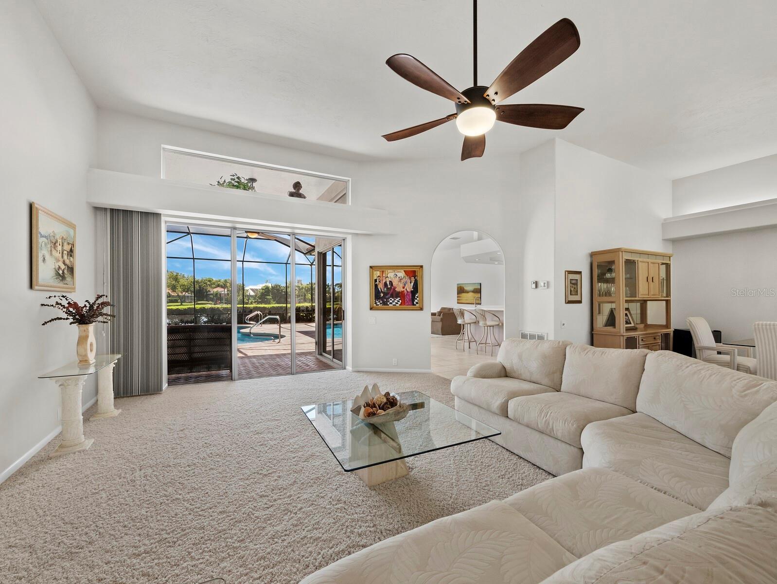 8615 WOODBRIAR DR, SARASOTA, FL, 34238