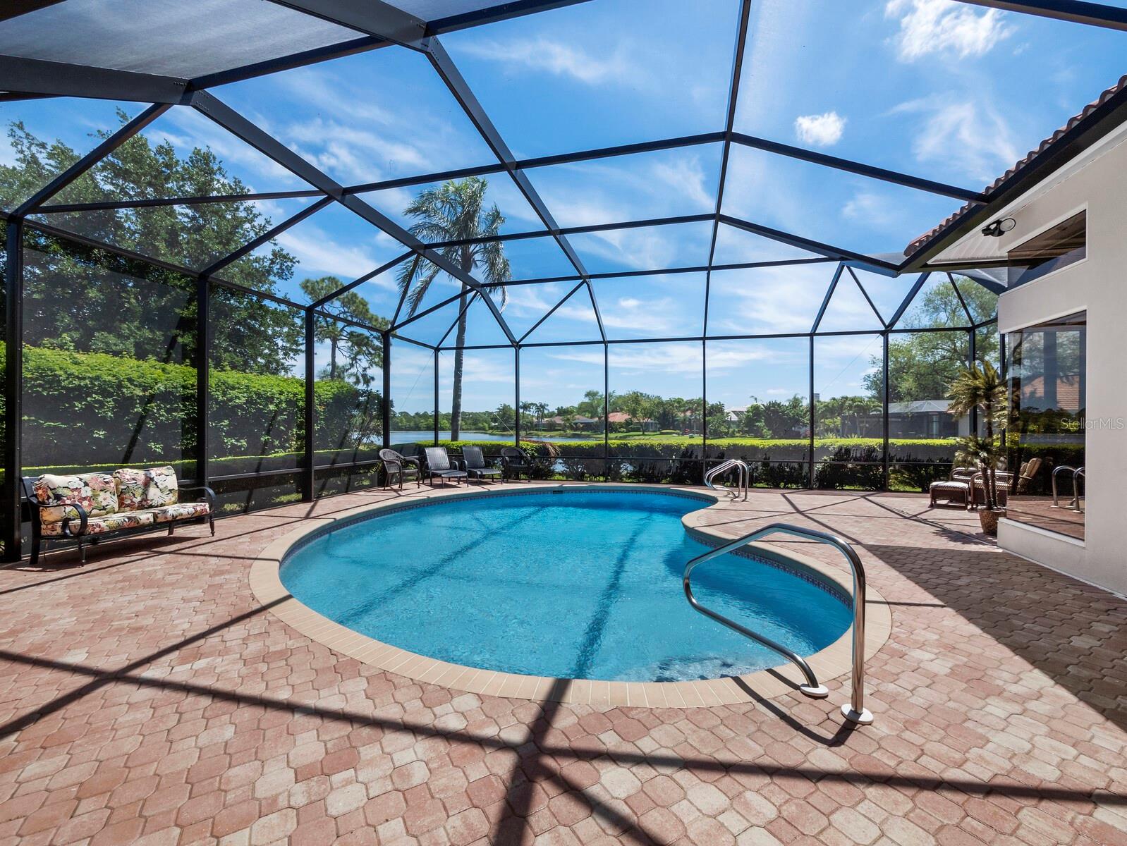 8615 WOODBRIAR DR, SARASOTA, FL, 34238