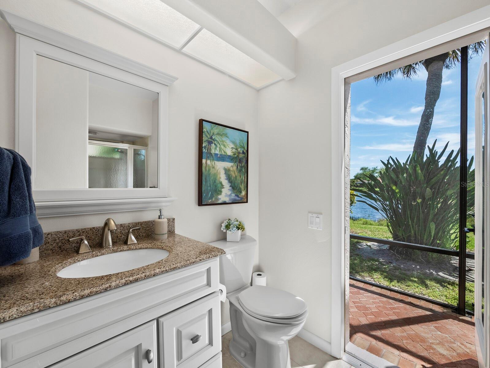 8615 WOODBRIAR DR, SARASOTA, FL, 34238