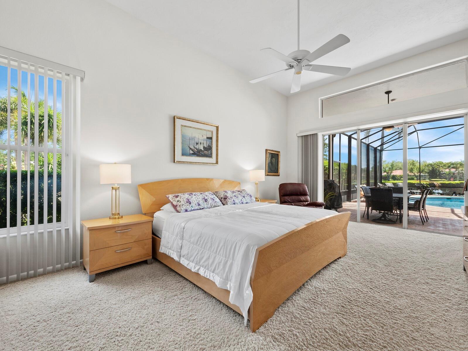 8615 WOODBRIAR DR, SARASOTA, FL, 34238