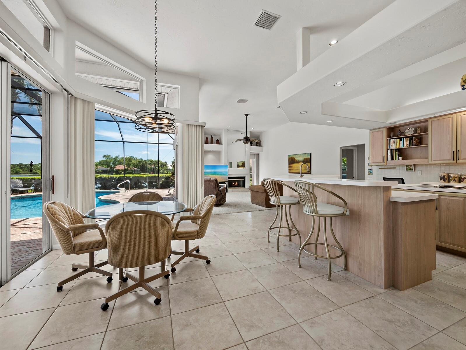 8615 WOODBRIAR DR, SARASOTA, FL, 34238