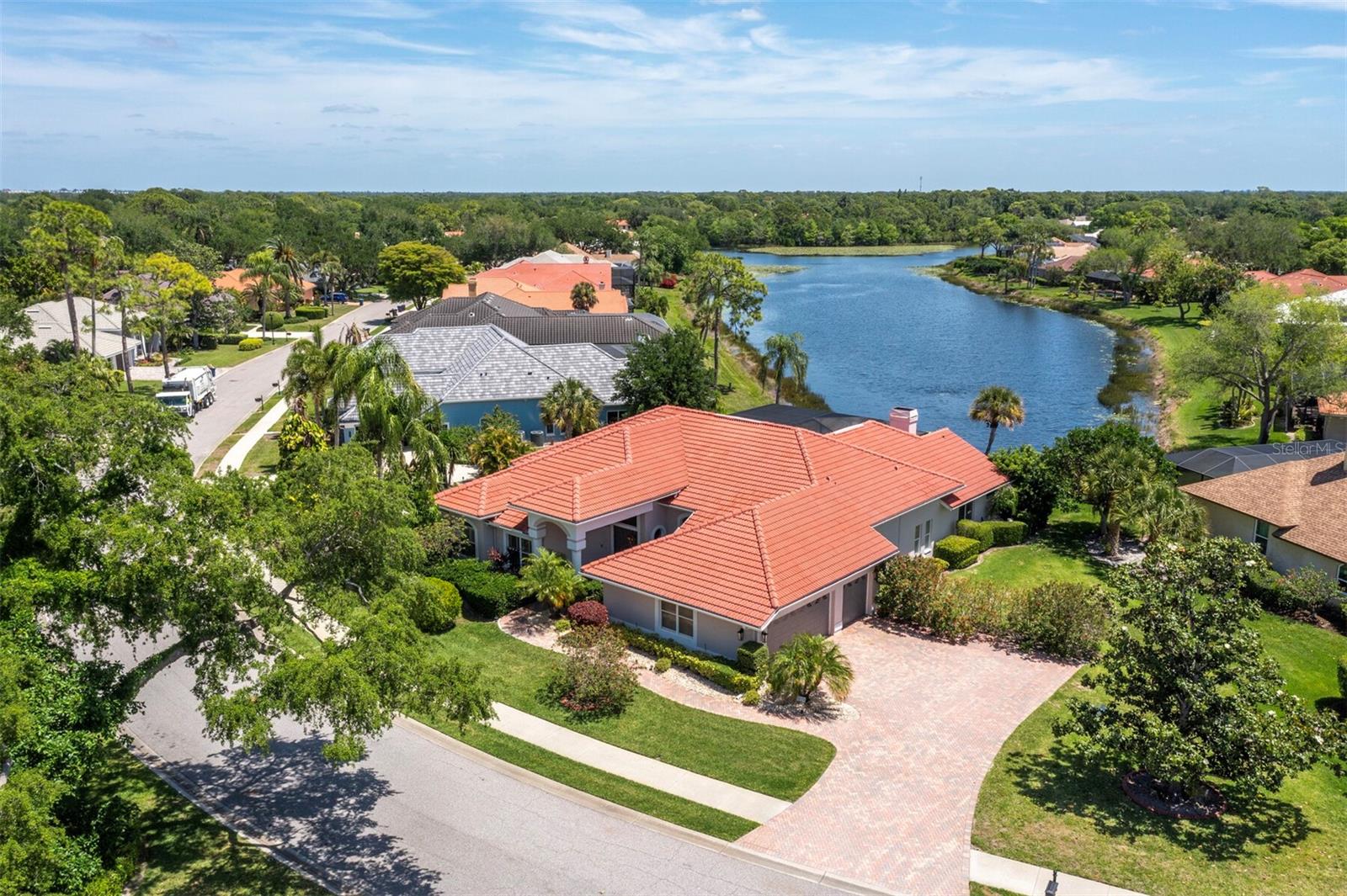 8615 WOODBRIAR DR, SARASOTA, FL, 34238