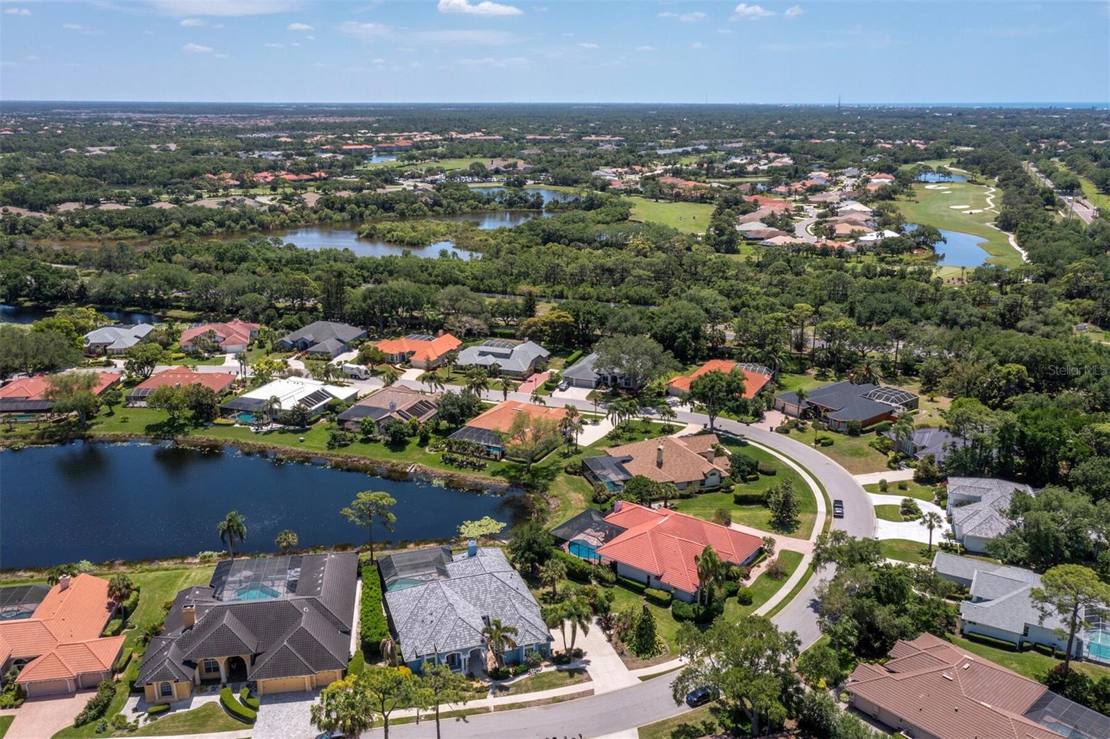 8615 WOODBRIAR DR, SARASOTA, FL, 34238