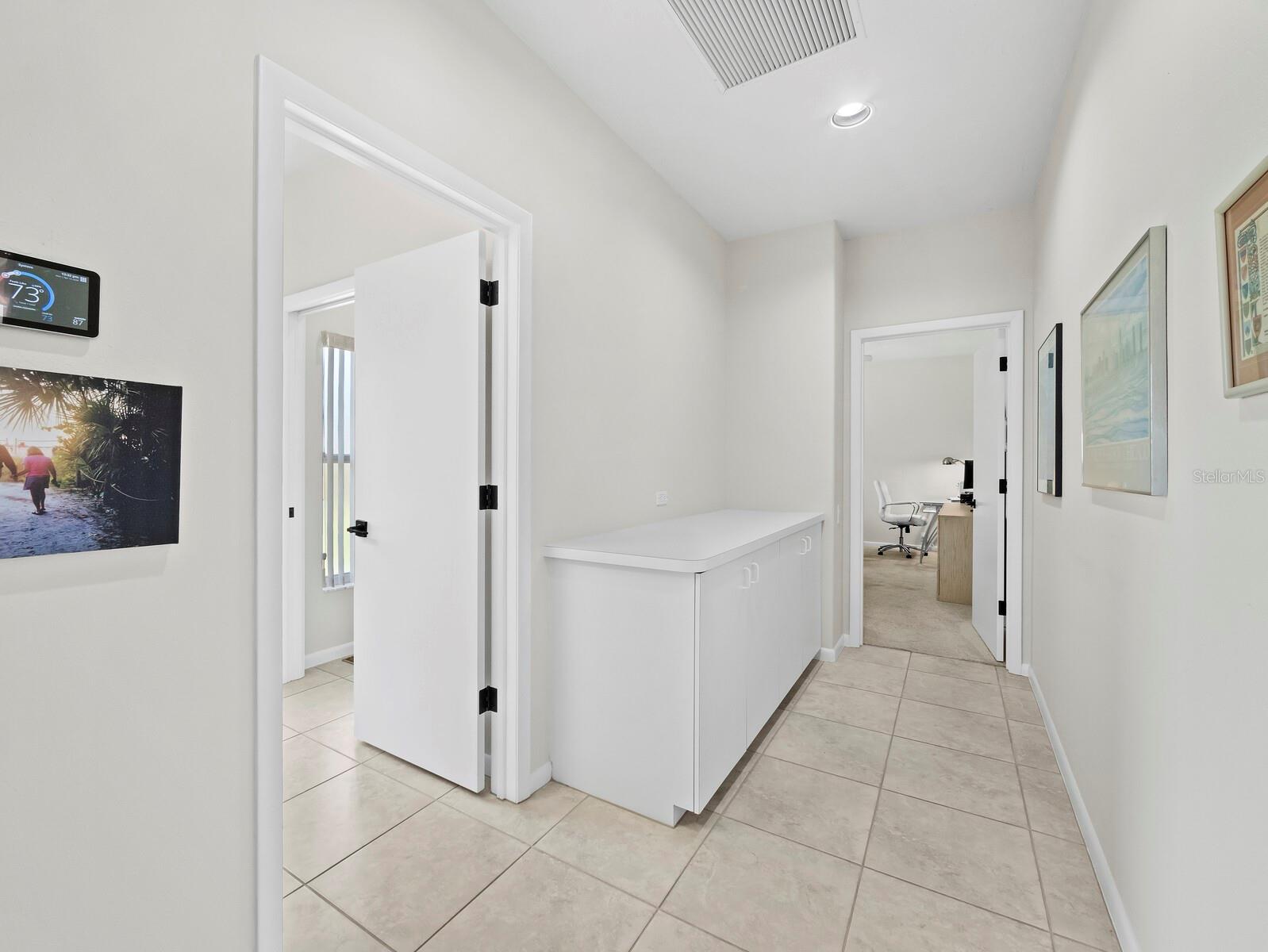 8615 WOODBRIAR DR, SARASOTA, FL, 34238