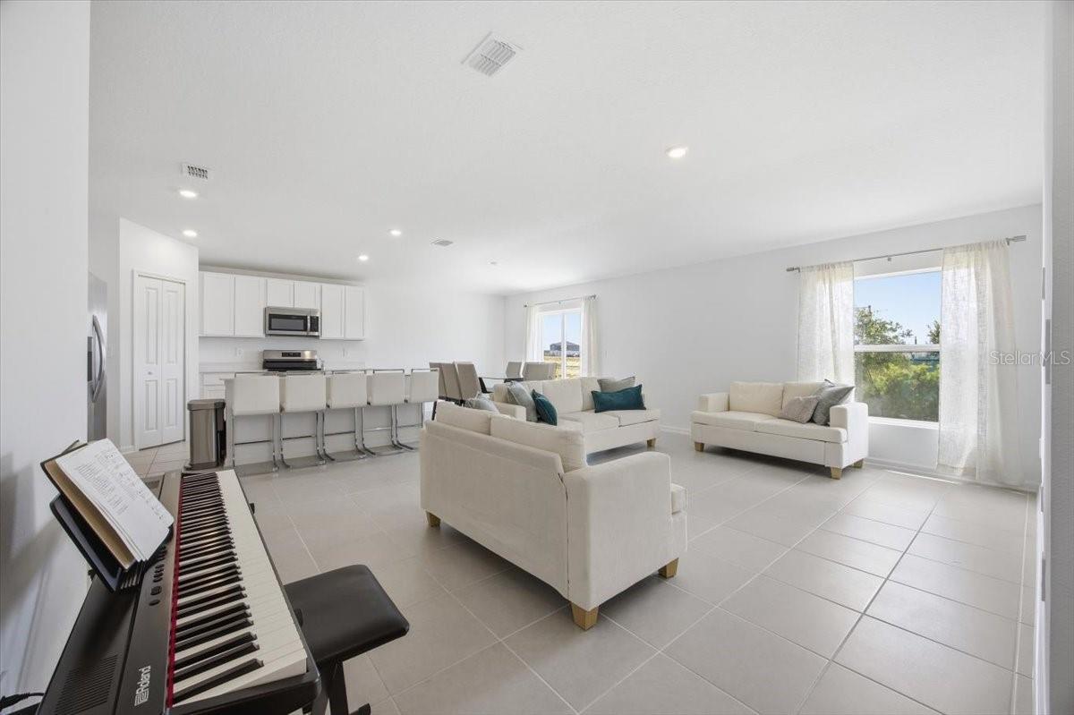 2350 MCKINLEY DR, LAKE WALES, FL, 33853