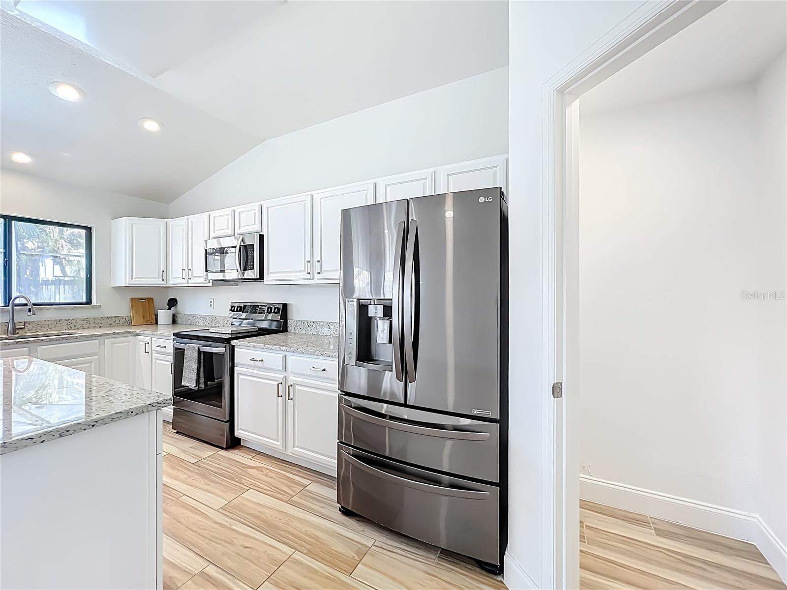 637 STARSTONE DR, LAKE MARY, FL, 32746