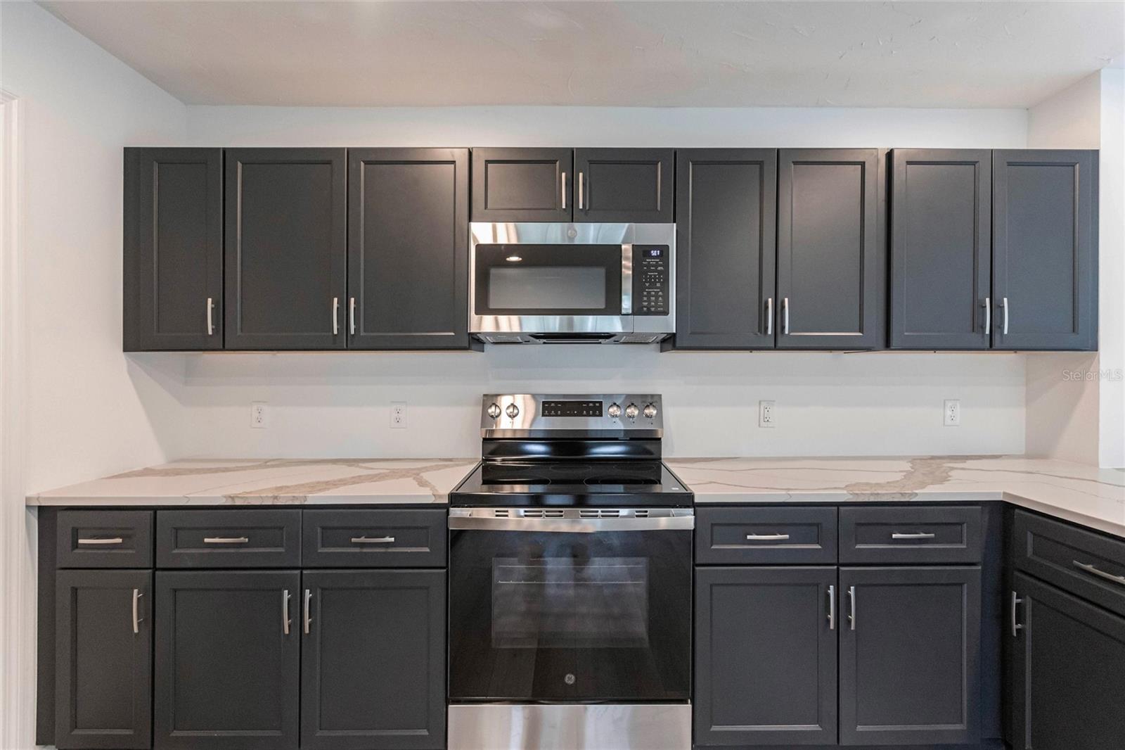 326 W GRACE ST, PUNTA GORDA, FL, 33950