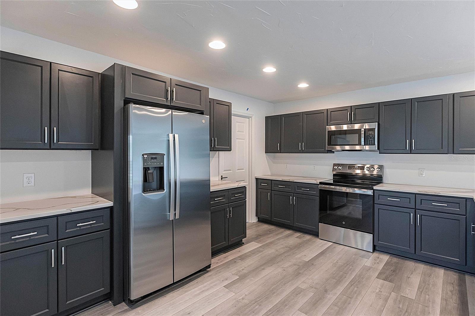 326 W GRACE ST, PUNTA GORDA, FL, 33950