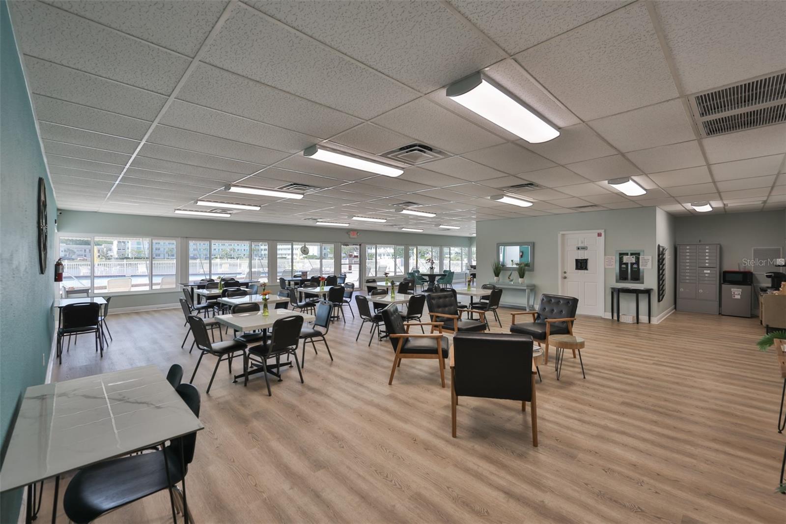 6100 21ST ST N #9, ST PETERSBURG, FL, 33714