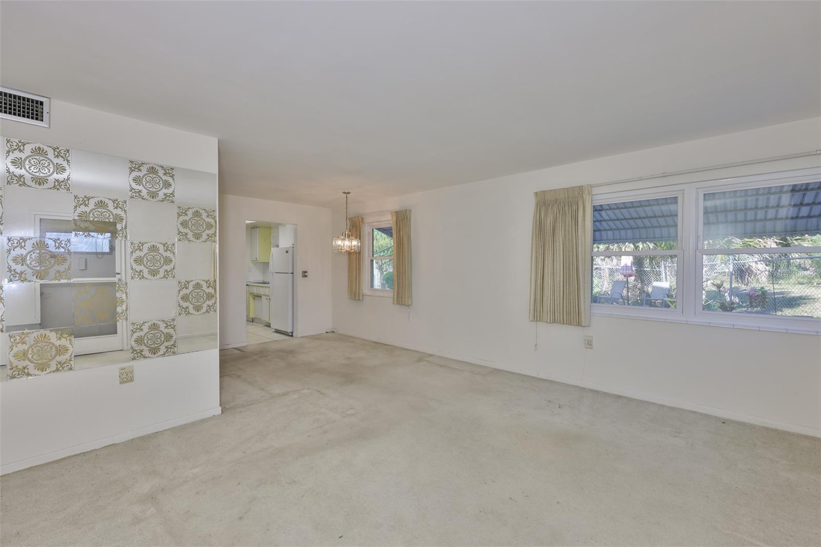 6100 21ST ST N #9, ST PETERSBURG, FL, 33714