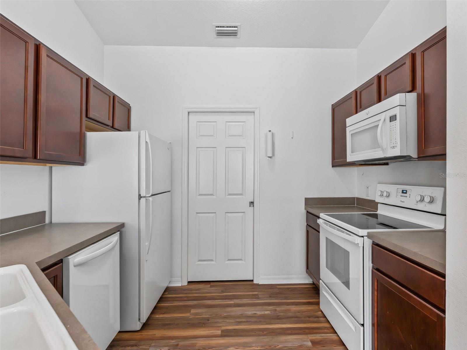 3046 NUTWOOD AVE, THE VILLAGES, FL, 32163