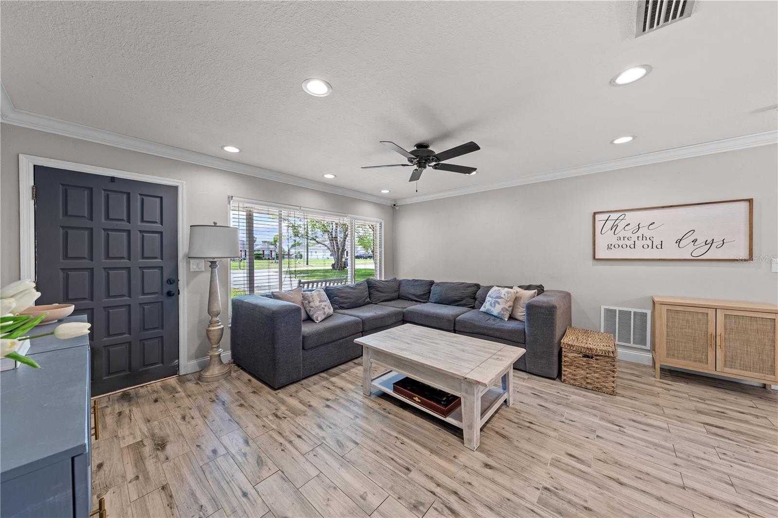 6137 BASS HIGHWAY, ST CLOUD, FL, 34771