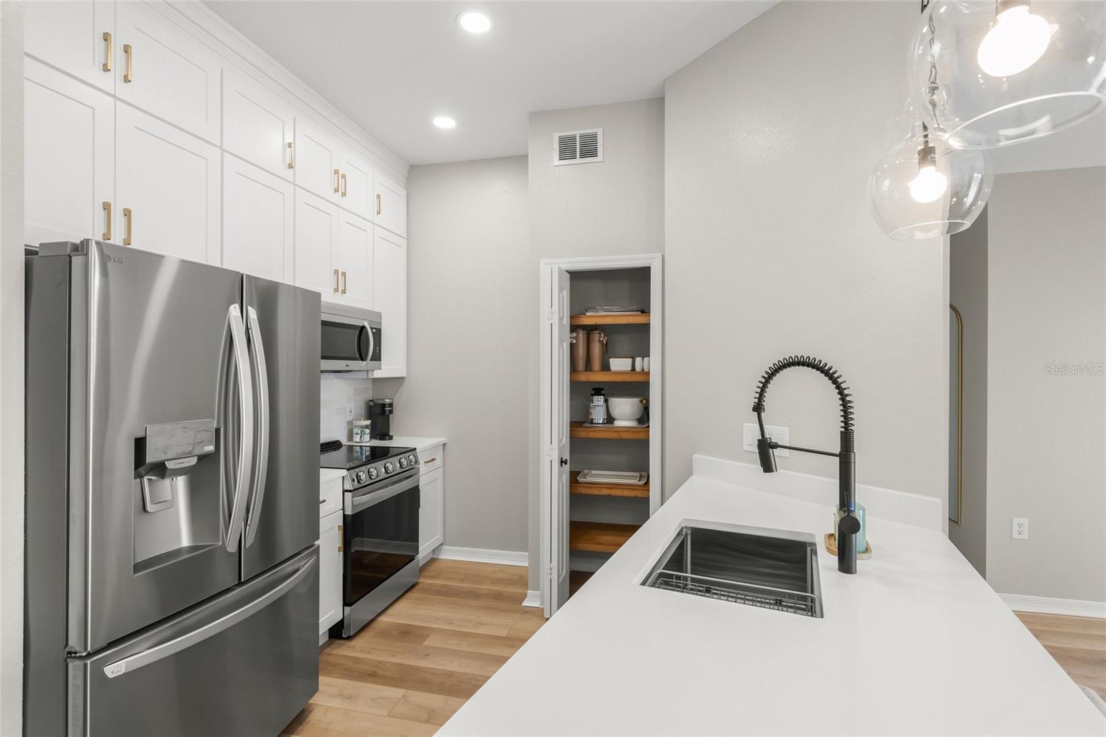 5160 NORTHRIDGE RD #302, SARASOTA, FL, 34238