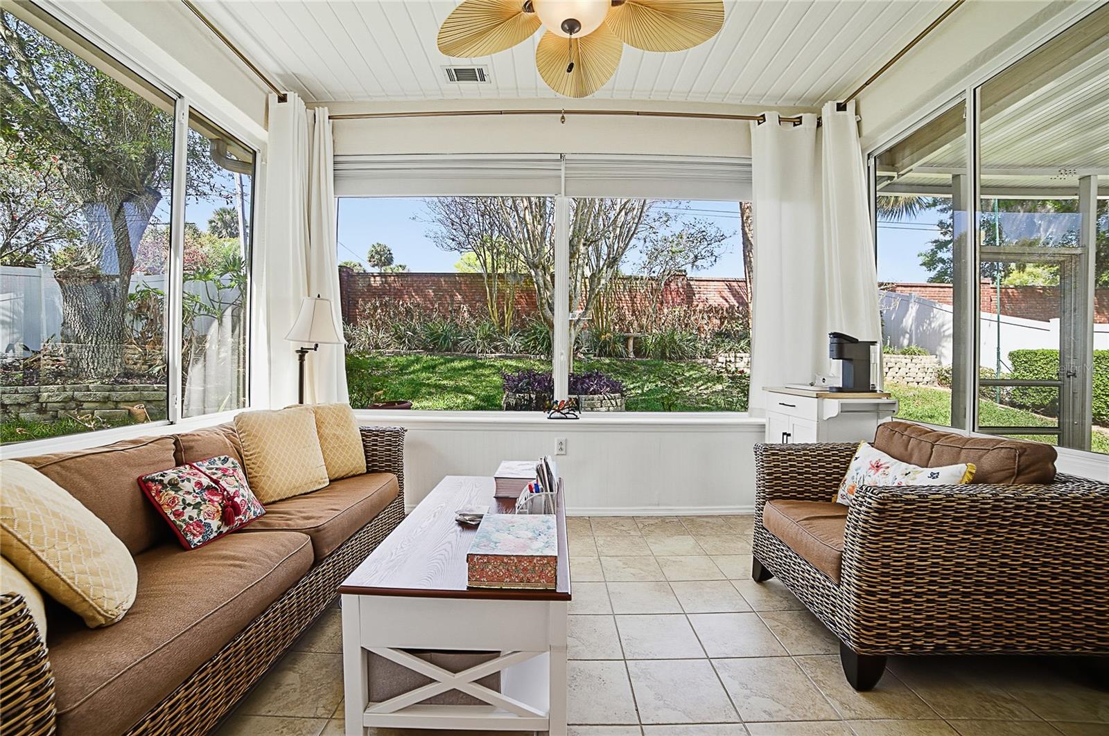 934 DEKLEVA DR, APOPKA, FL, 32712