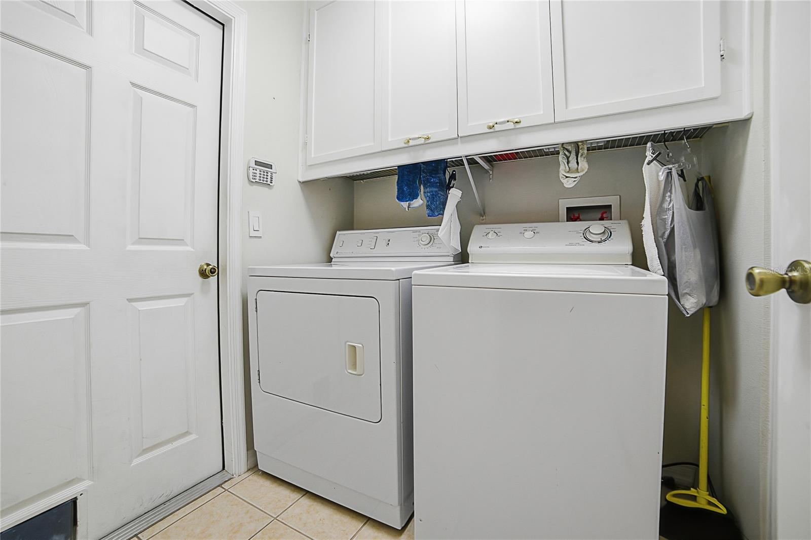 934 DEKLEVA DR, APOPKA, FL, 32712