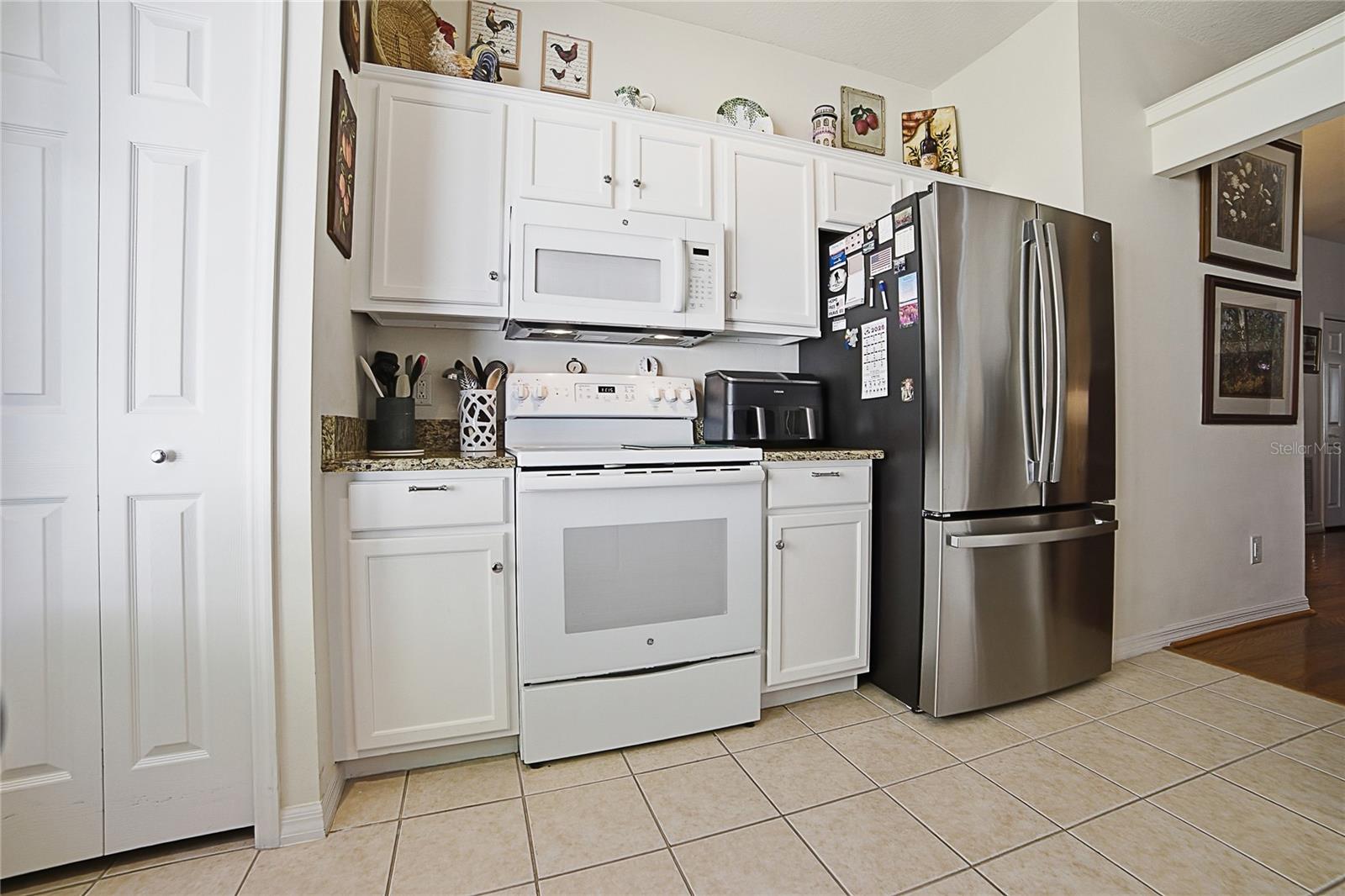 934 DEKLEVA DR, APOPKA, FL, 32712