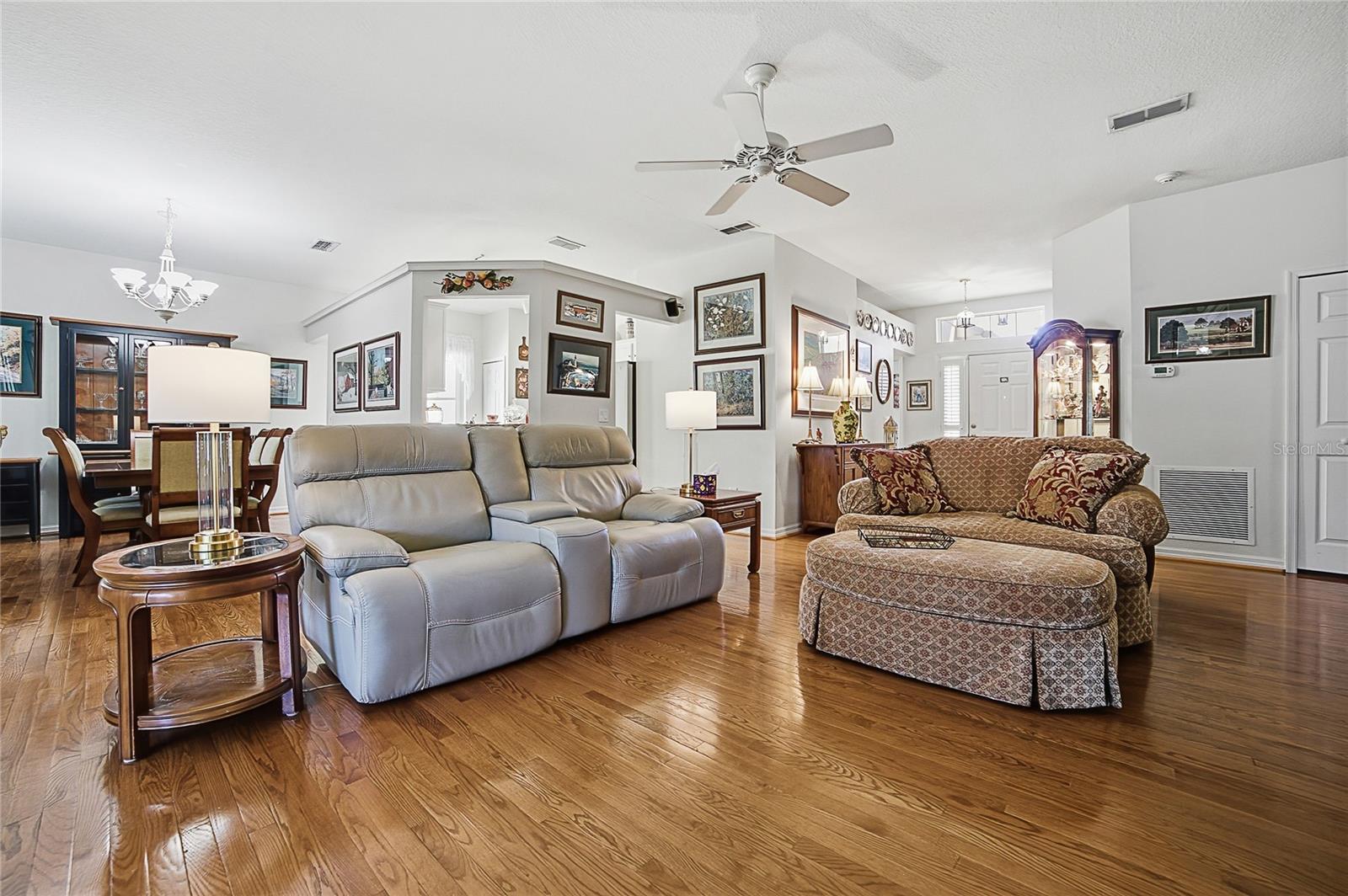 934 DEKLEVA DR, APOPKA, FL, 32712