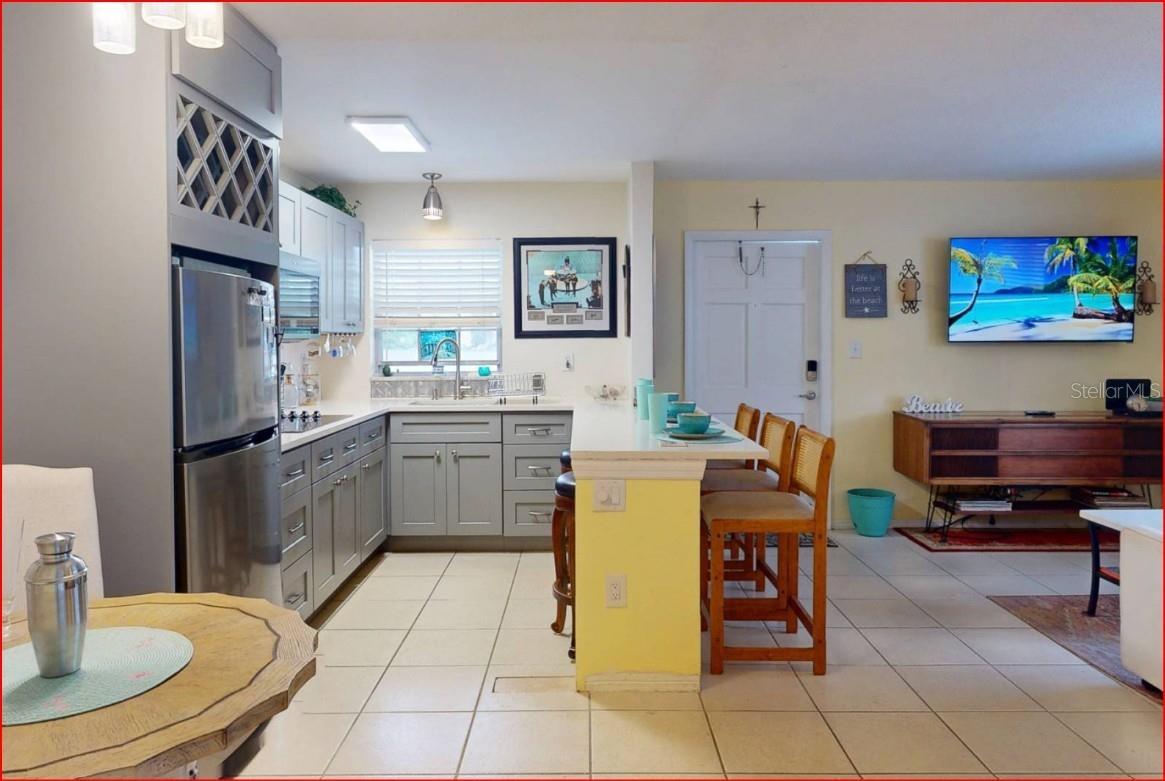 11440 1ST ST E #6, TREASURE ISLAND, FL, 33706