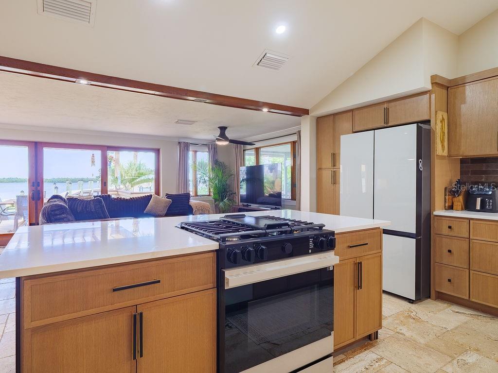 3 MICHIANA PL, TERRA CEIA, FL, 34250