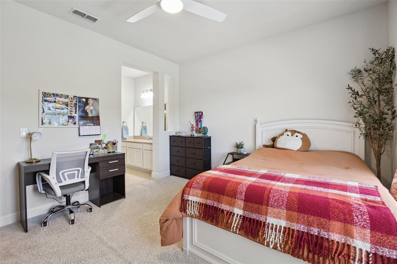 9295 ROYAL ESTATES BLVD, ORLANDO, FL, 32836