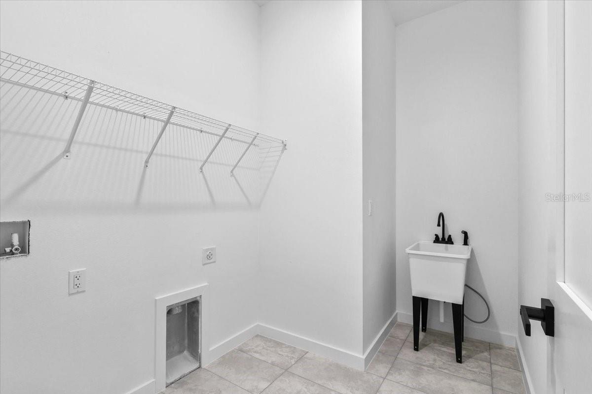 8681 N CIRCULAR WAY, CITRUS SPRINGS, FL, 34434