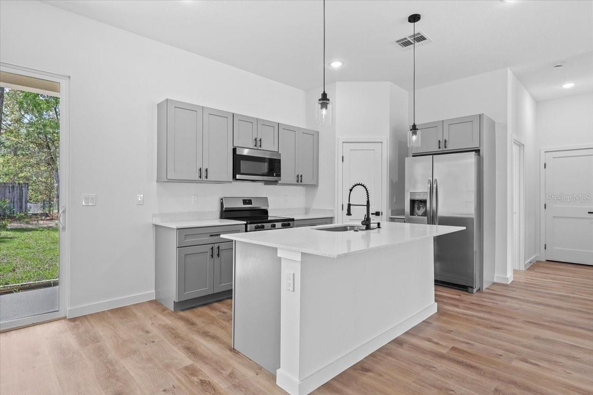 8681 N CIRCULAR WAY, CITRUS SPRINGS, FL, 34434