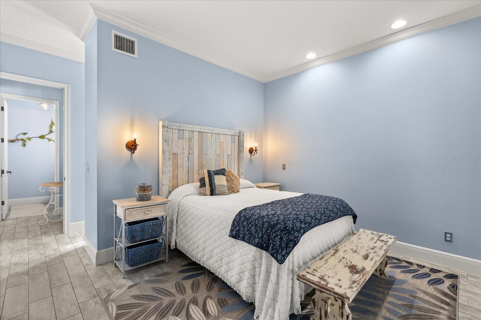 200 VINE ST, OVIEDO, FL, 32765