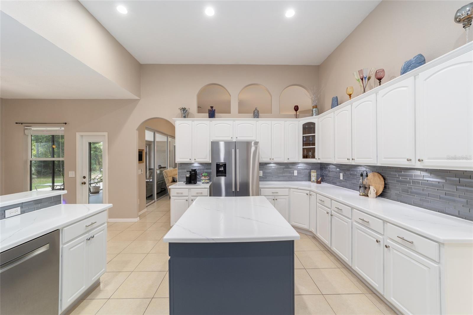 4060 S KENVERA LOOP, INVERNESS, FL, 34450