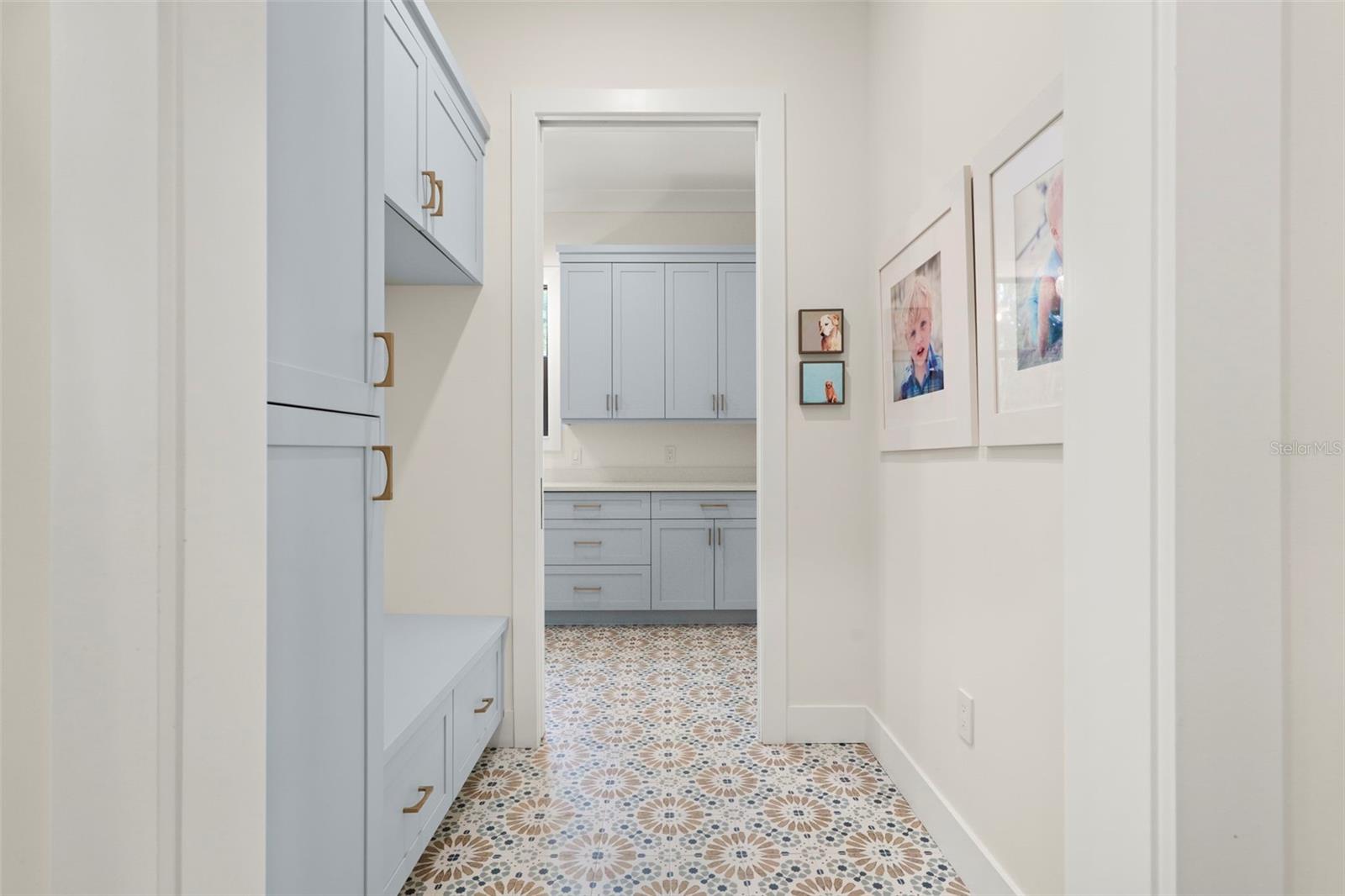 1815 S LAKE SHORE DR, SARASOTA, FL, 34231