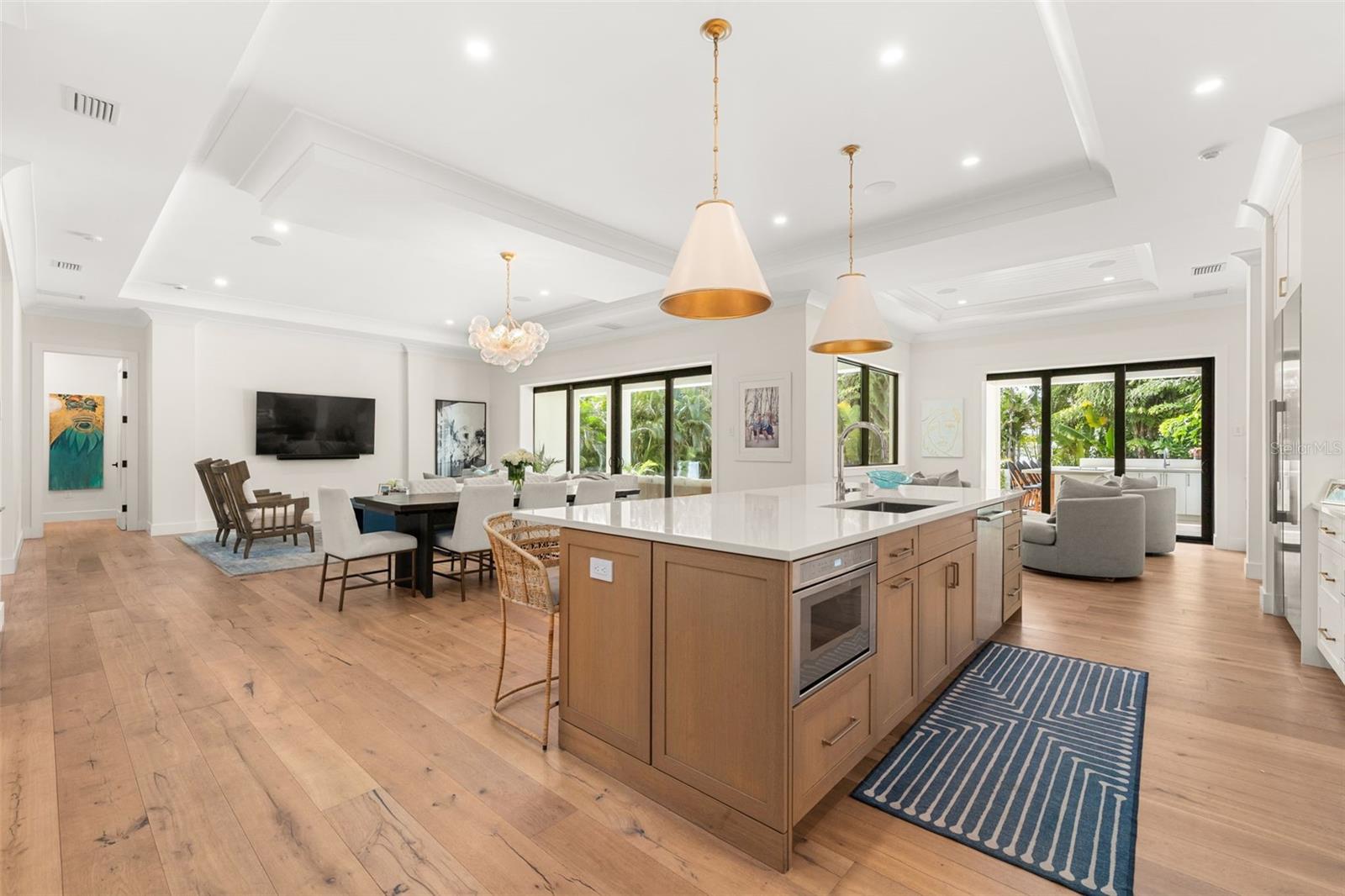 1815 S LAKE SHORE DR, SARASOTA, FL, 34231