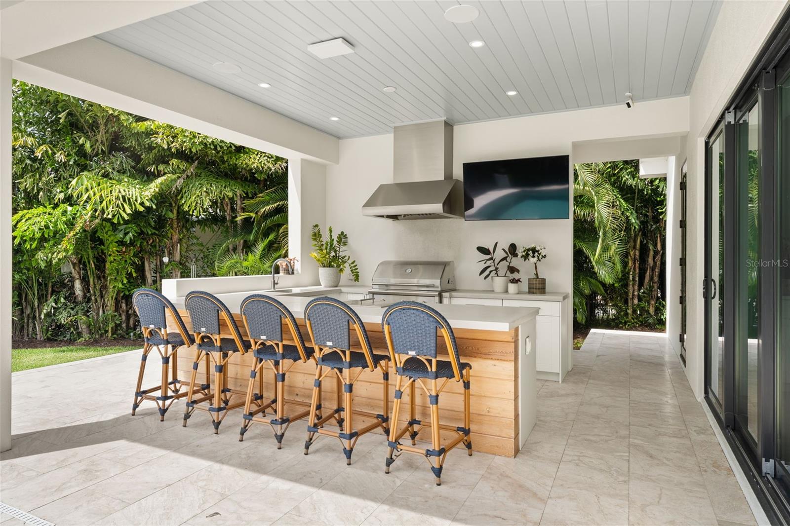 1815 S LAKE SHORE DR, SARASOTA, FL, 34231