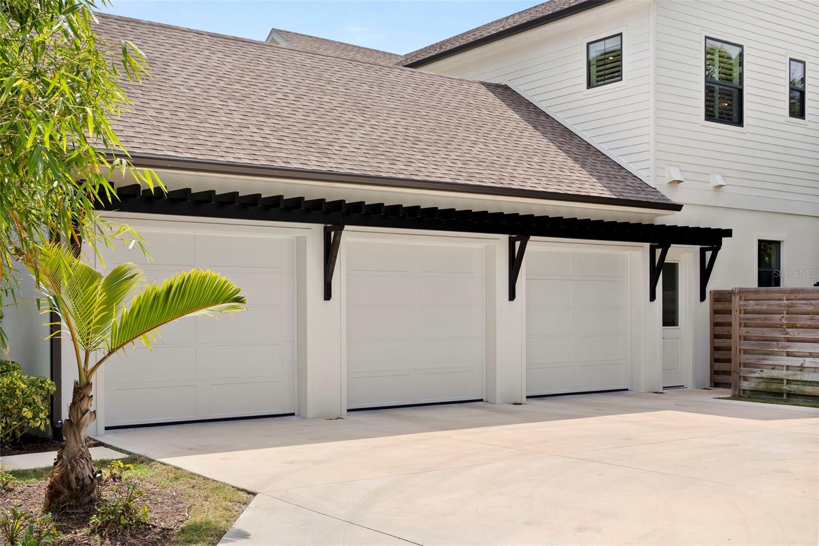 1815 S LAKE SHORE DR, SARASOTA, FL, 34231