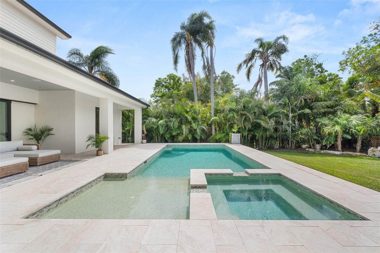 1815 S LAKE SHORE DR, SARASOTA, FL, 34231