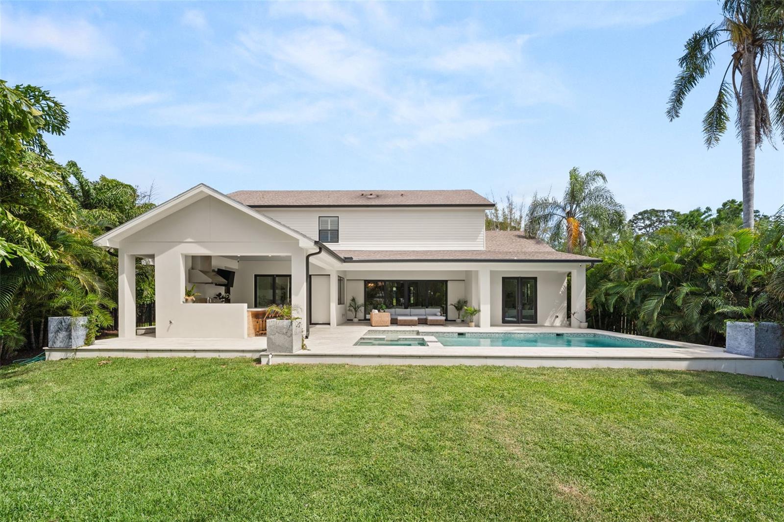 1815 S LAKE SHORE DR, SARASOTA, FL, 34231