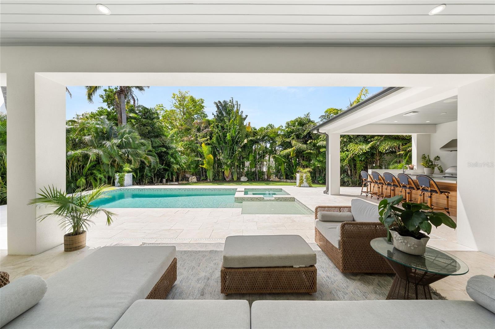 1815 S LAKE SHORE DR, SARASOTA, FL, 34231