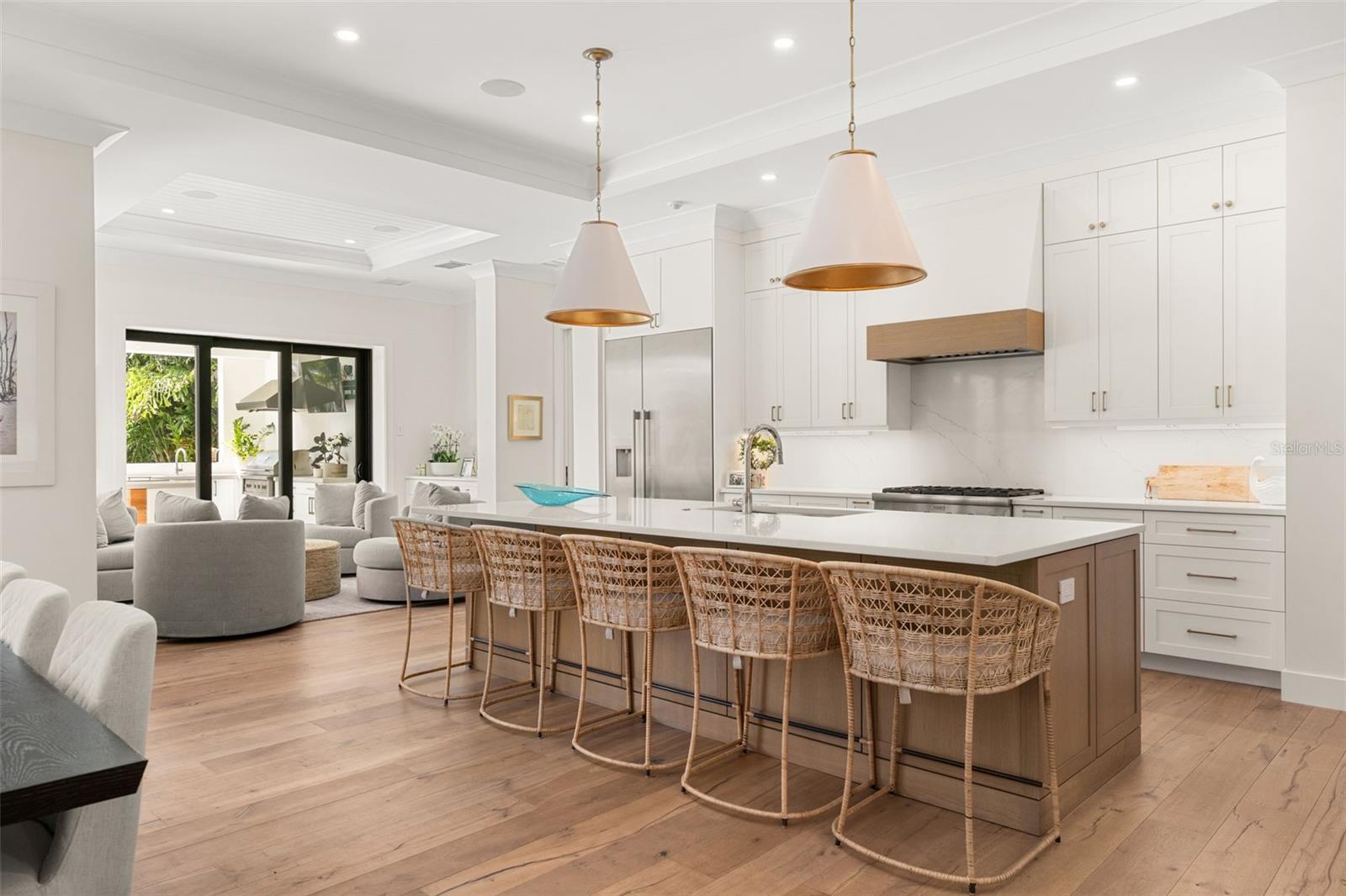 1815 S LAKE SHORE DR, SARASOTA, FL, 34231