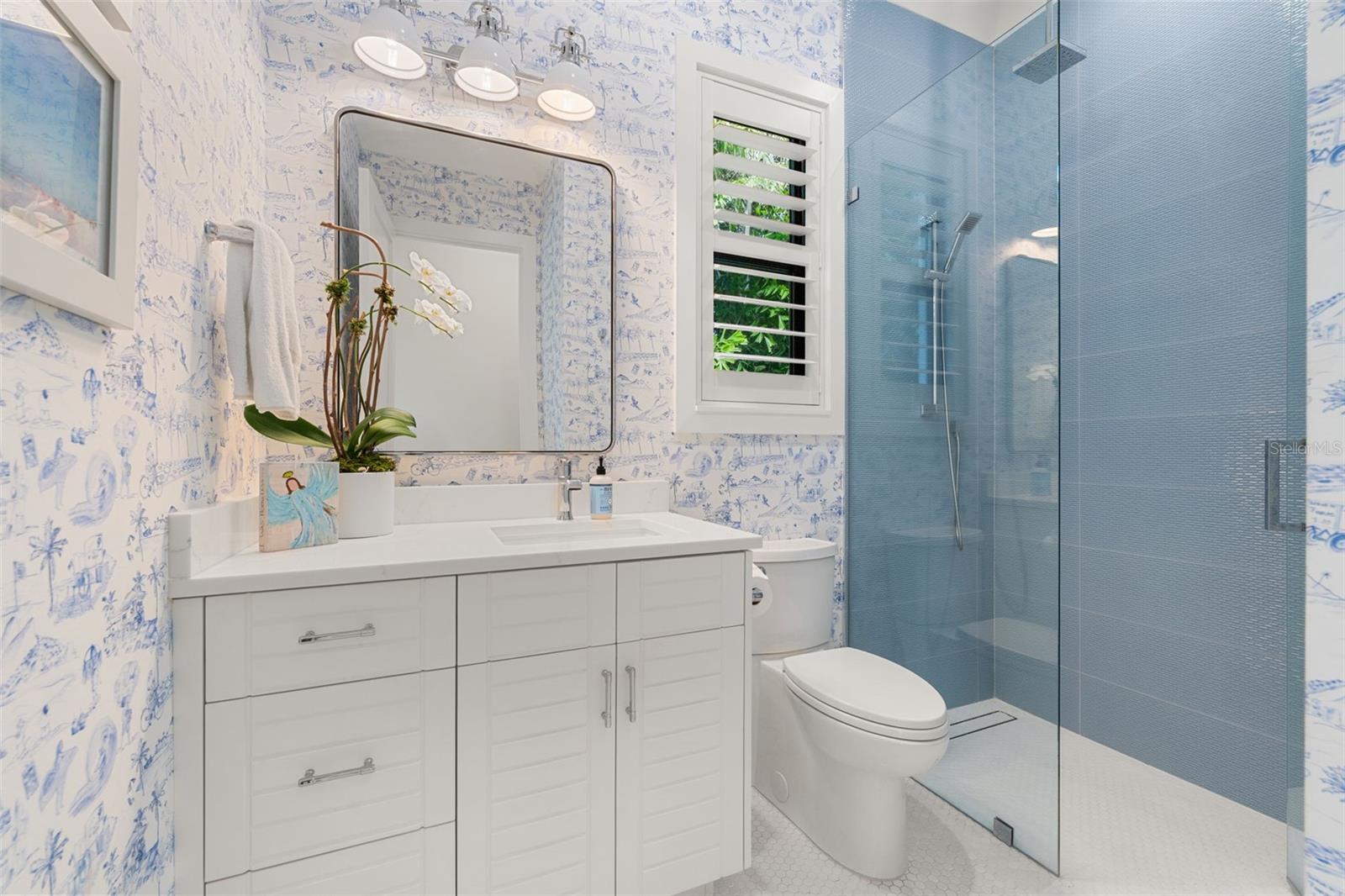 1815 S LAKE SHORE DR, SARASOTA, FL, 34231