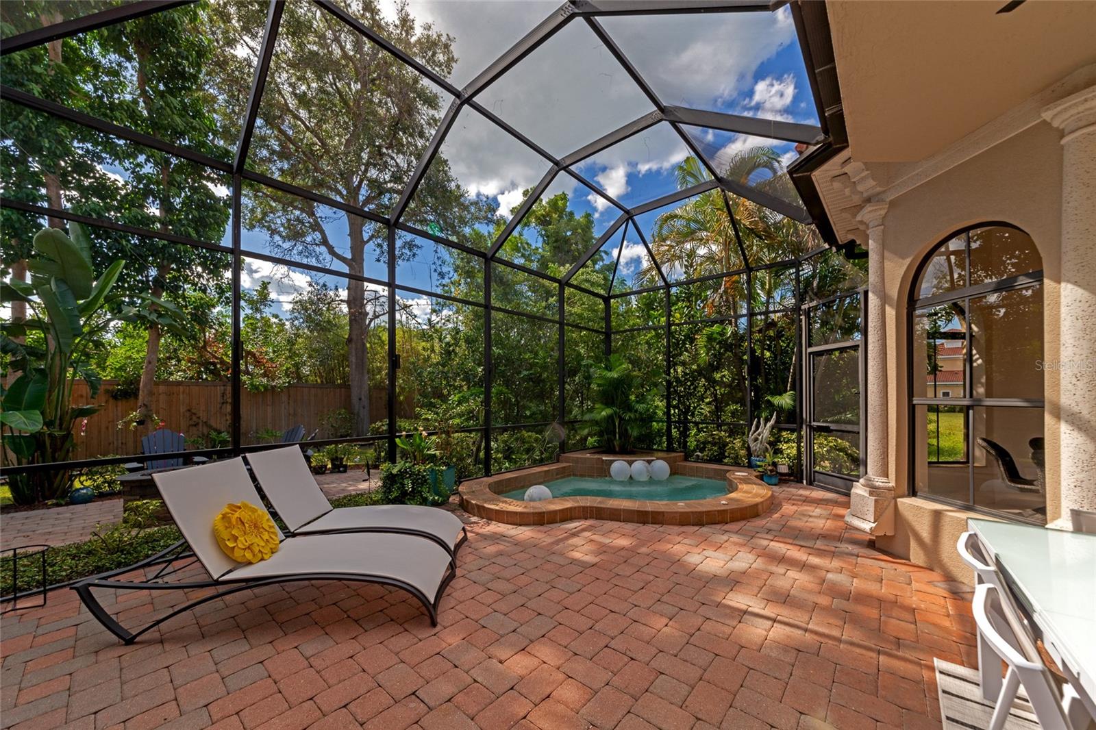 1690 ASSISI DR #12, SARASOTA, FL, 34231