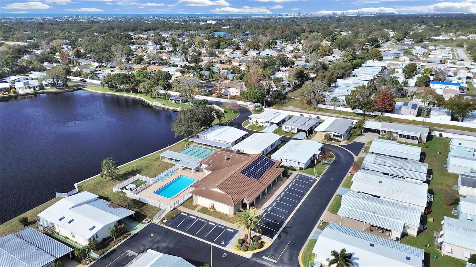 12501 ULMERTON RD #77, LARGO, FL, 33774