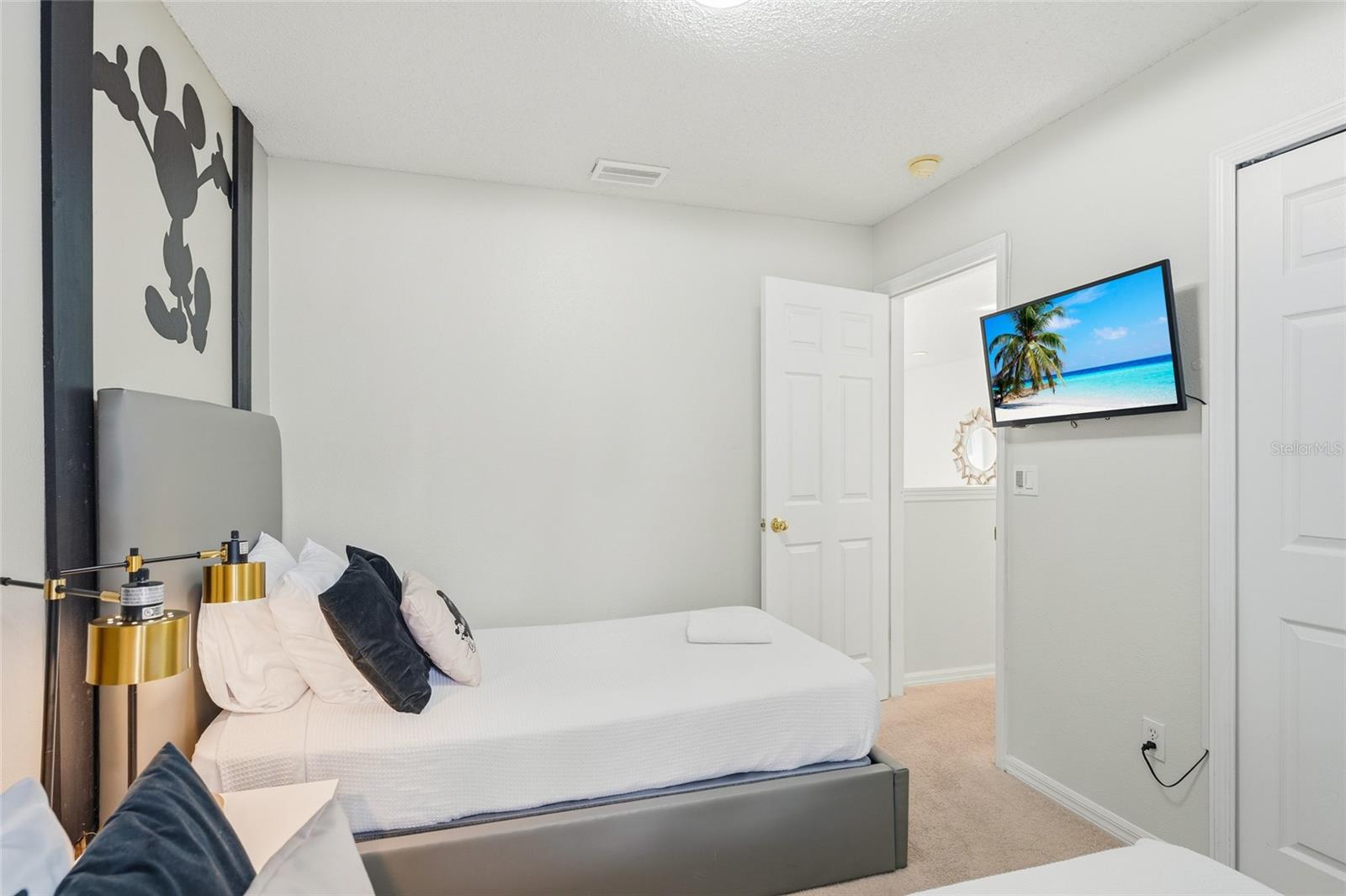 8426 SECRET KEY CV, KISSIMMEE, FL, 34747